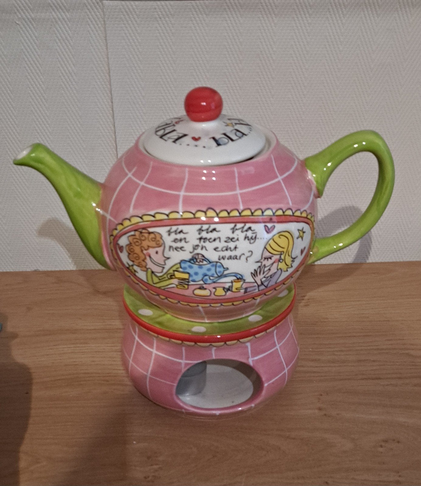 Blond Amsterdam: roze theepot met theelichtje - 'Ha bla bla', Gebruikt, Ophalen of Verzenden, Roze, Steen/keramiek