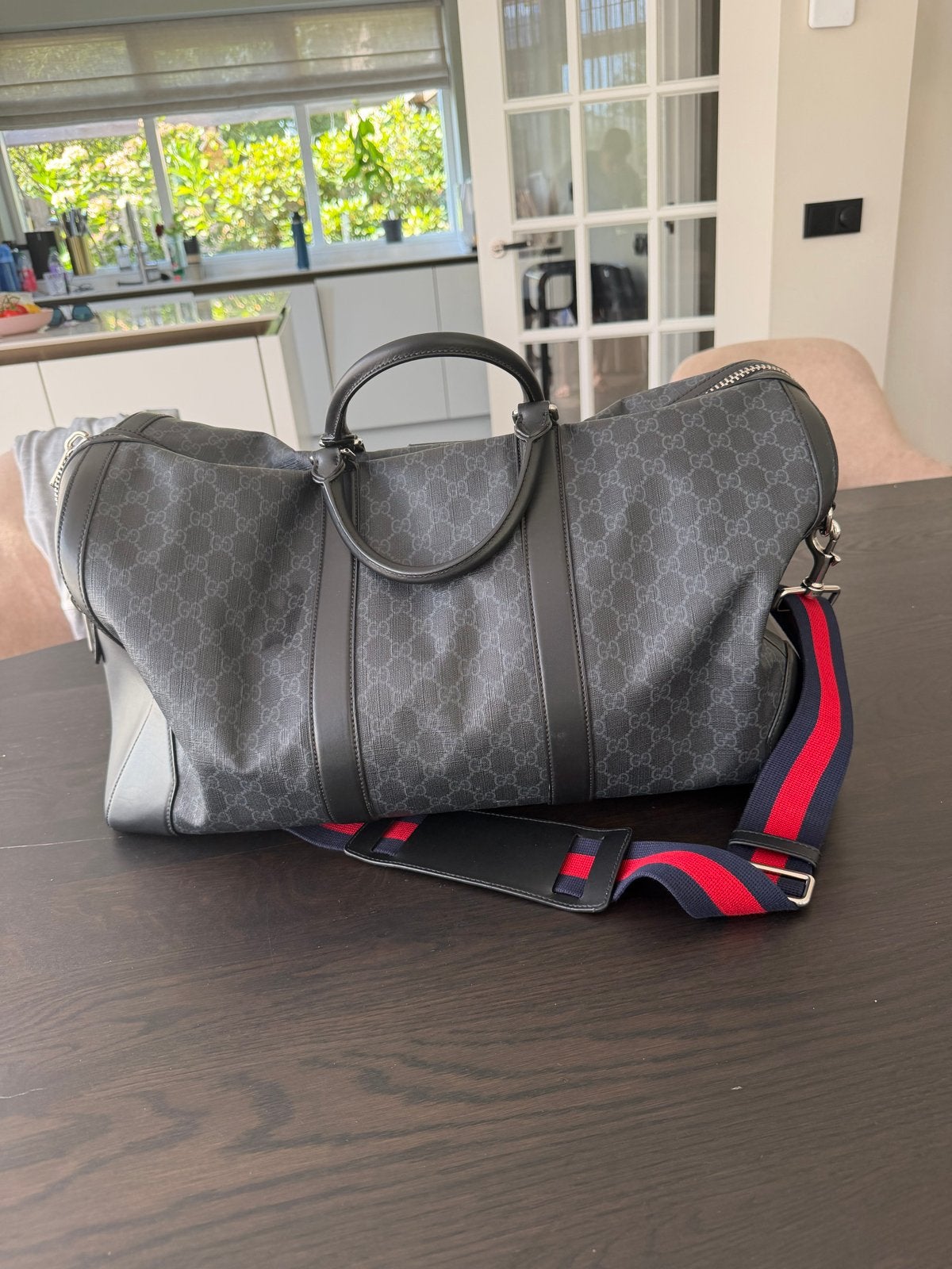 Gucci GG Supreme Reistas Zwart - Zo goed als nieuw, Ophalen, 20 tot 30 cm, Zwart, Zo goed als nieuw