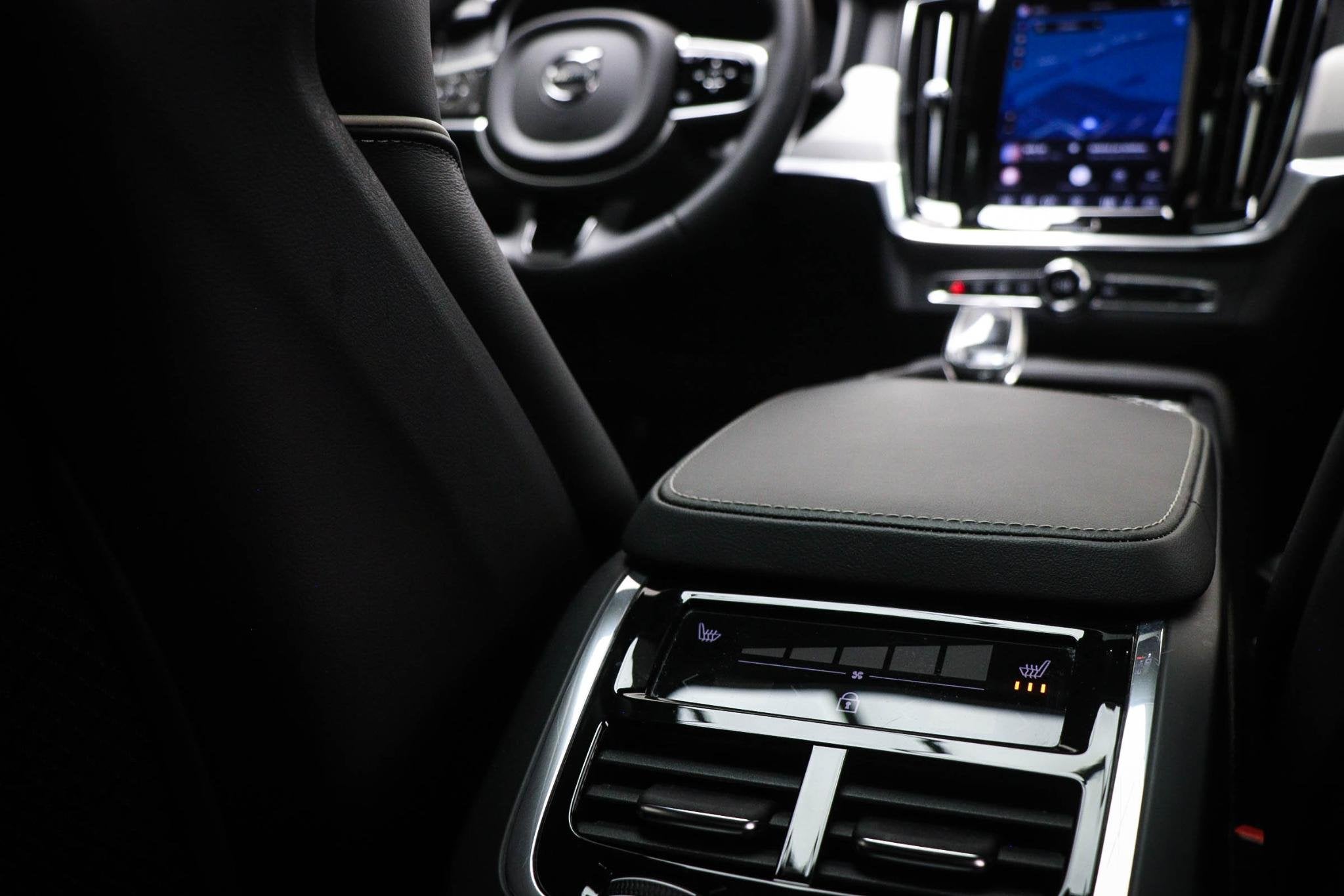 Volvo S90 2.0 B5 Ultimate Dark | Luchtvering | Bower & Wilki, Dealer onderhouden, 15 km/l, Gebruikt, 4 cilinders
