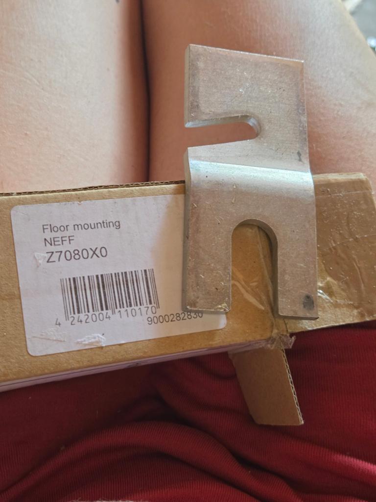 Neff Z7080X0 Vloermontagebeugel voor apparaten, Witgoed en Apparatuur, Onderdelen en Toebehoren, Nieuw, Ophalen of Verzenden