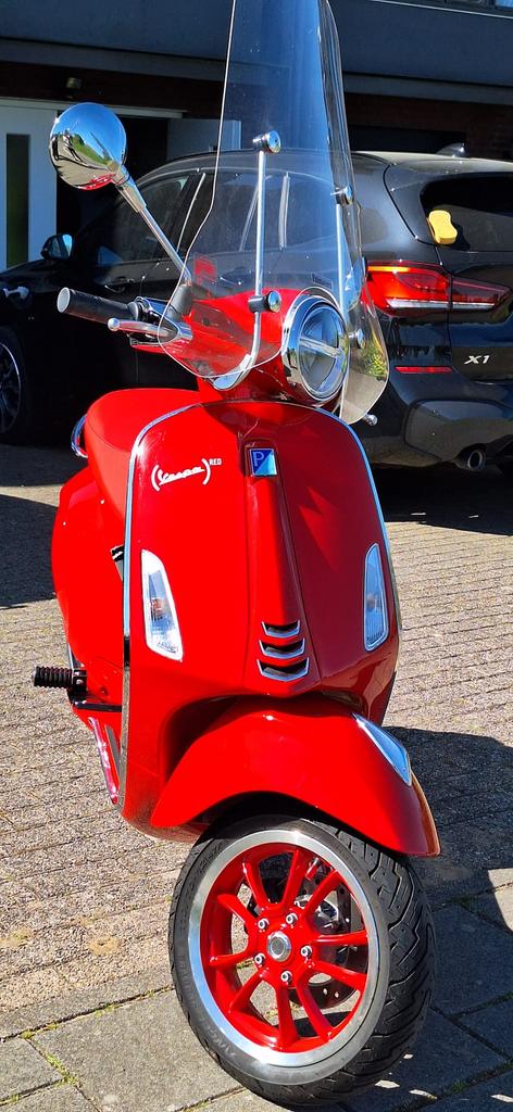Vespa red primavera, Ophalen, Zo goed als nieuw, Benzine, Overige modellen