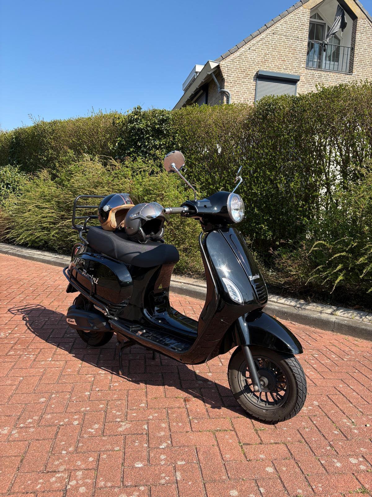 Scooter/ brommer 45 km/u, Fietsen en Brommers, Snorfietsen en Snorscooters, Gebruikt, Overige merken, Elektrisch, Ophalen