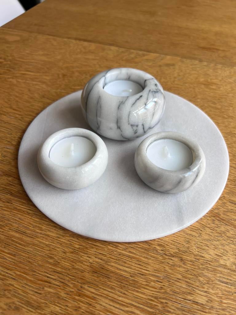 Set v 3 vintage marmeren waxinelichthouders + plateau, Huis en Inrichting, Woonaccessoires | Kandelaars en Kaarsen, Overige materialen