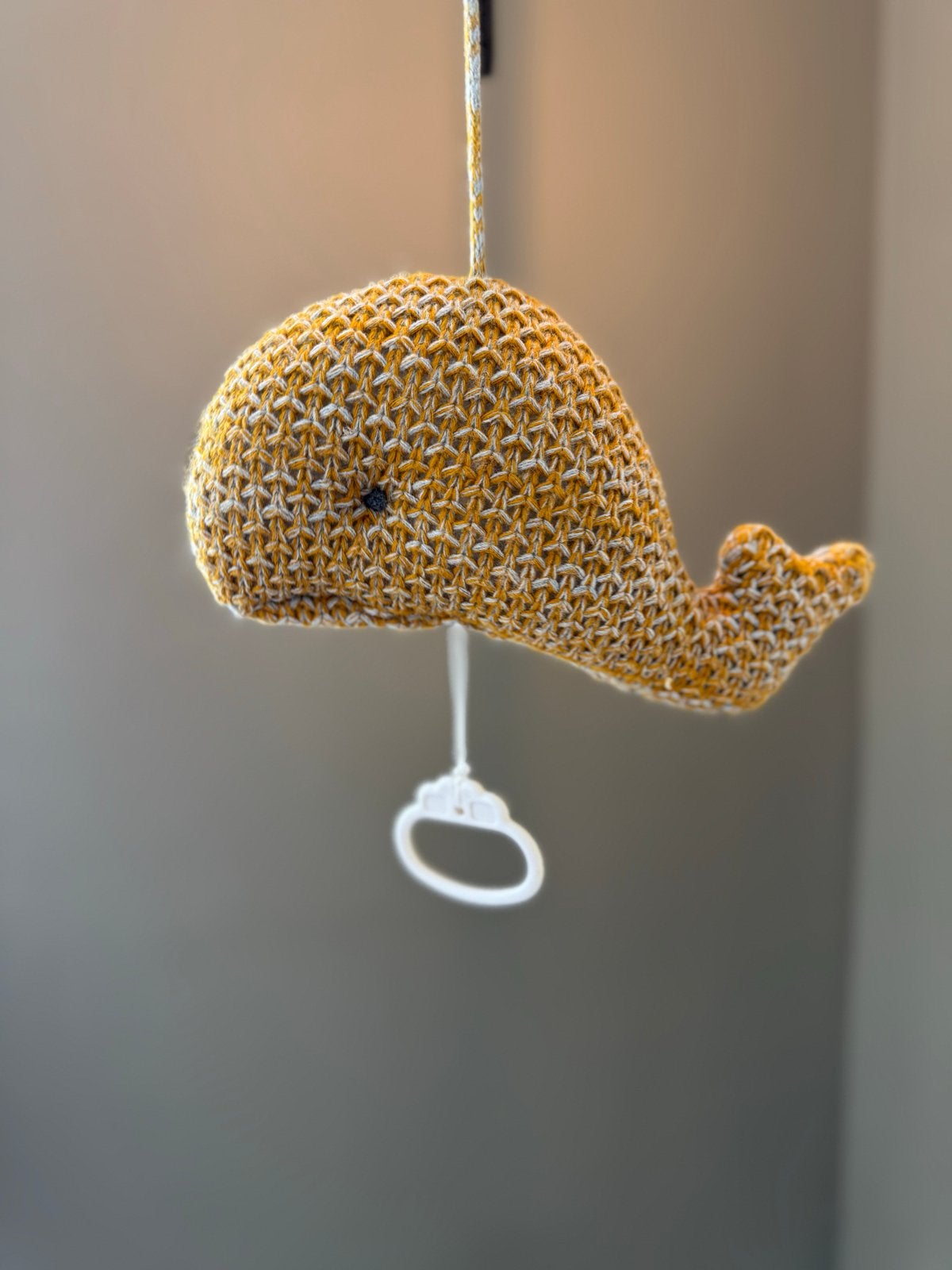 Muziekdoosje Walvis - Gehaakt, Ophalen of Verzenden, Zo goed als nieuw, Mobiel, Met geluid