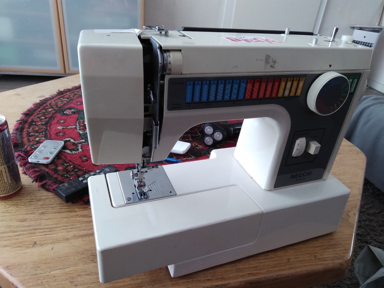 Naaimachine, Ophalen