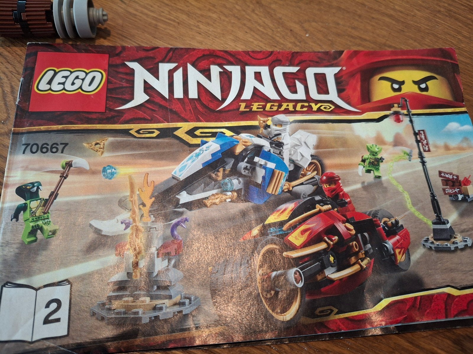 Lego Ninjago Legacy 70667 Kai's Blade Cycle,  Zane's Snowmob, Gebruikt, Lego, Ophalen of Verzenden, Inclusief instructies