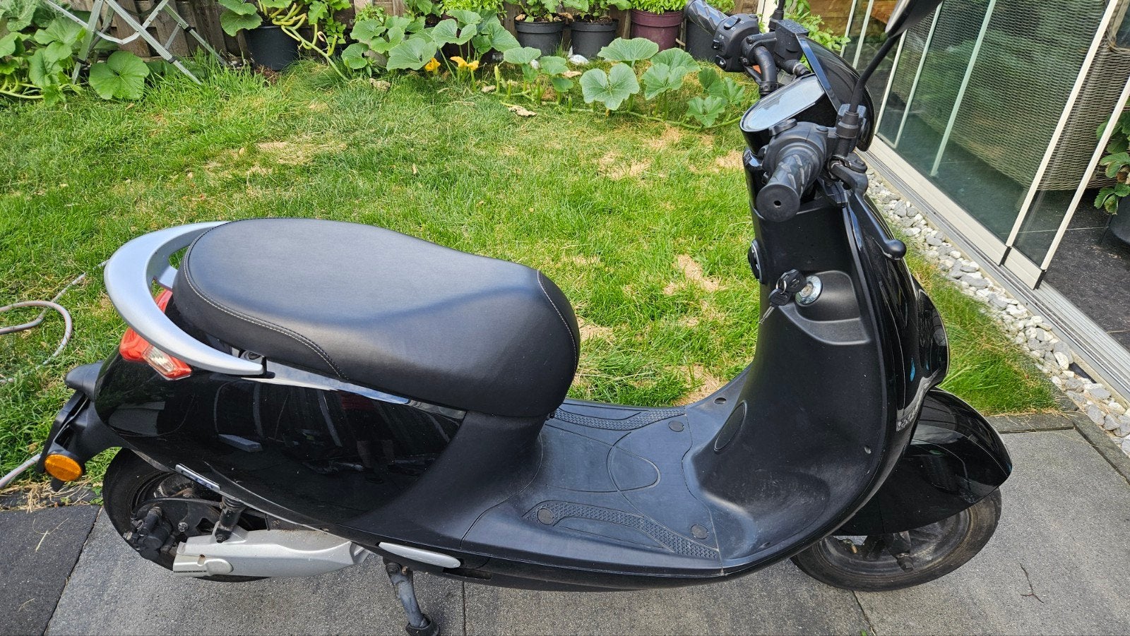 IVA E-GO S3 E-scooter - 30km/u, incl. helm en slot, Ophalen