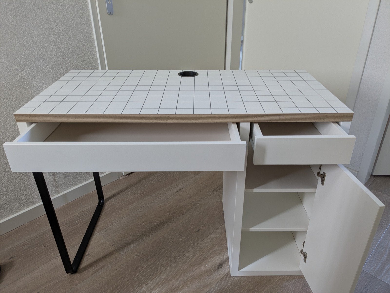 Bureau, Huis en Inrichting, Bureaus, Ophalen, Met lades, 105 cm, Gebruikt