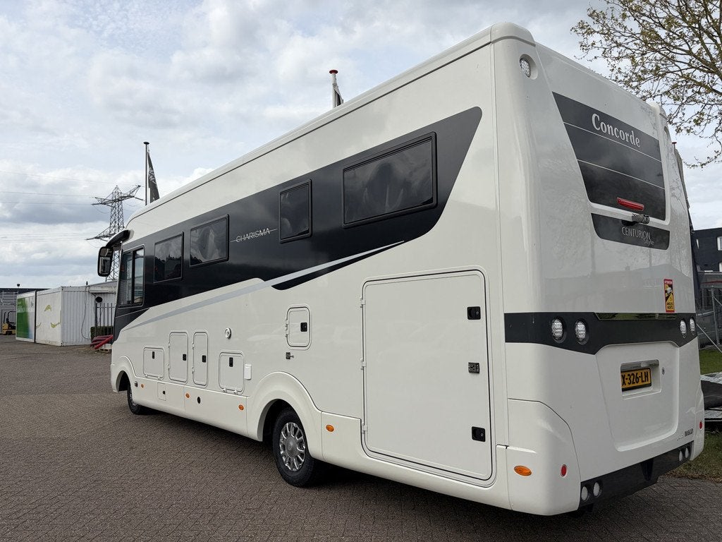Concorde CHARISMA 850 L 204pk Aut BAR-zit GEEN Hefbed Lithiu, Caravans en Kamperen, Campers, Concorde, Diesel, Mark@niesmannbischoff.nl