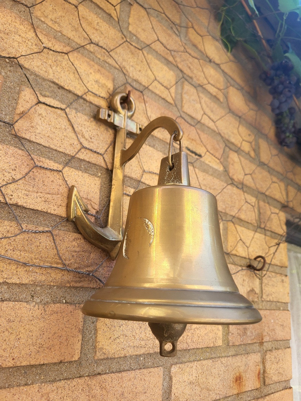 Antieke scheepsbel van brons met ankerbevestiging, Ophalen of Verzenden
