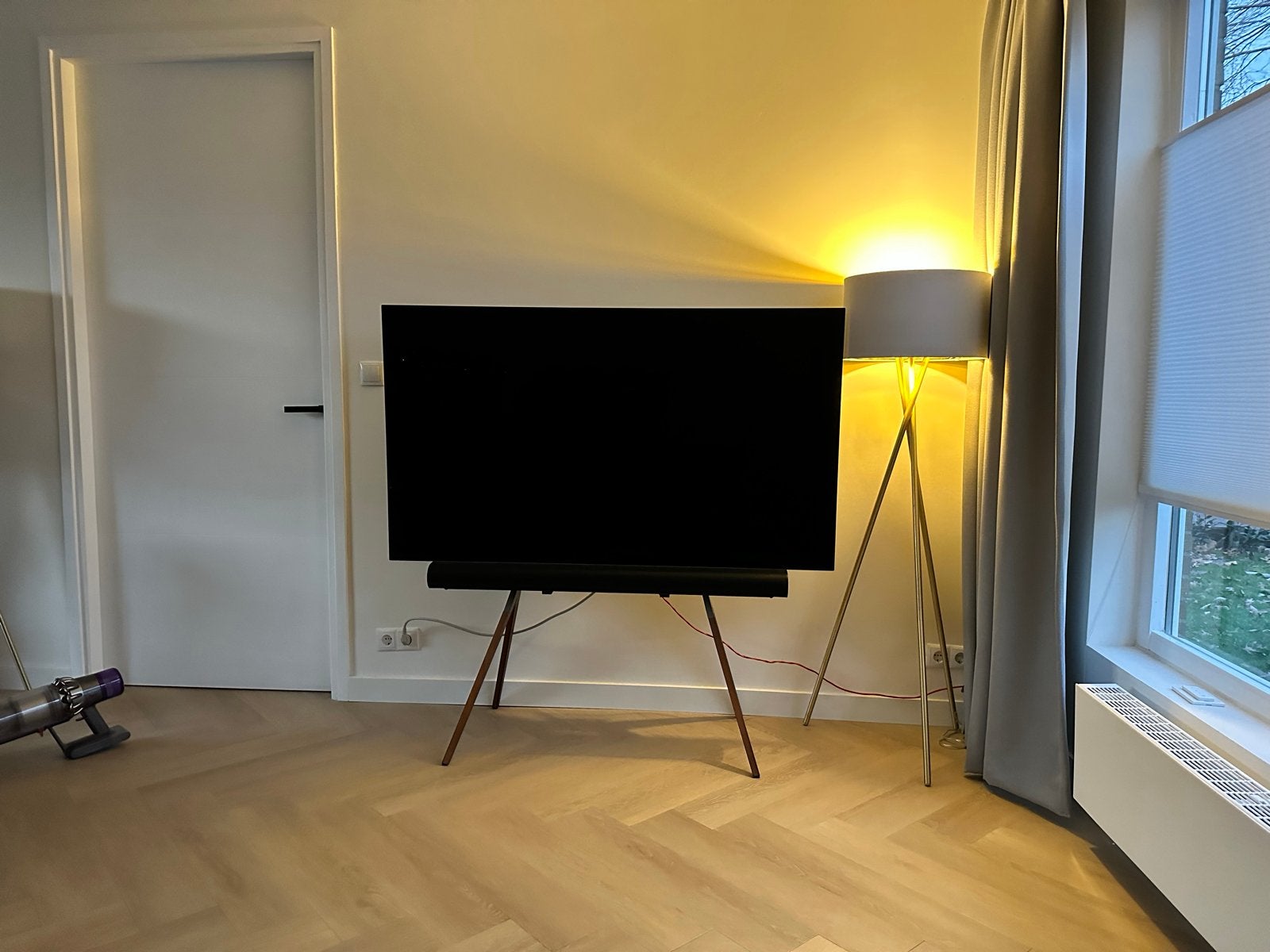 Falcon TV Standaard WM7481/7482 - Modern Design, Ophalen, 100 tot 150 cm, 50 tot 100 cm, Zo goed als nieuw