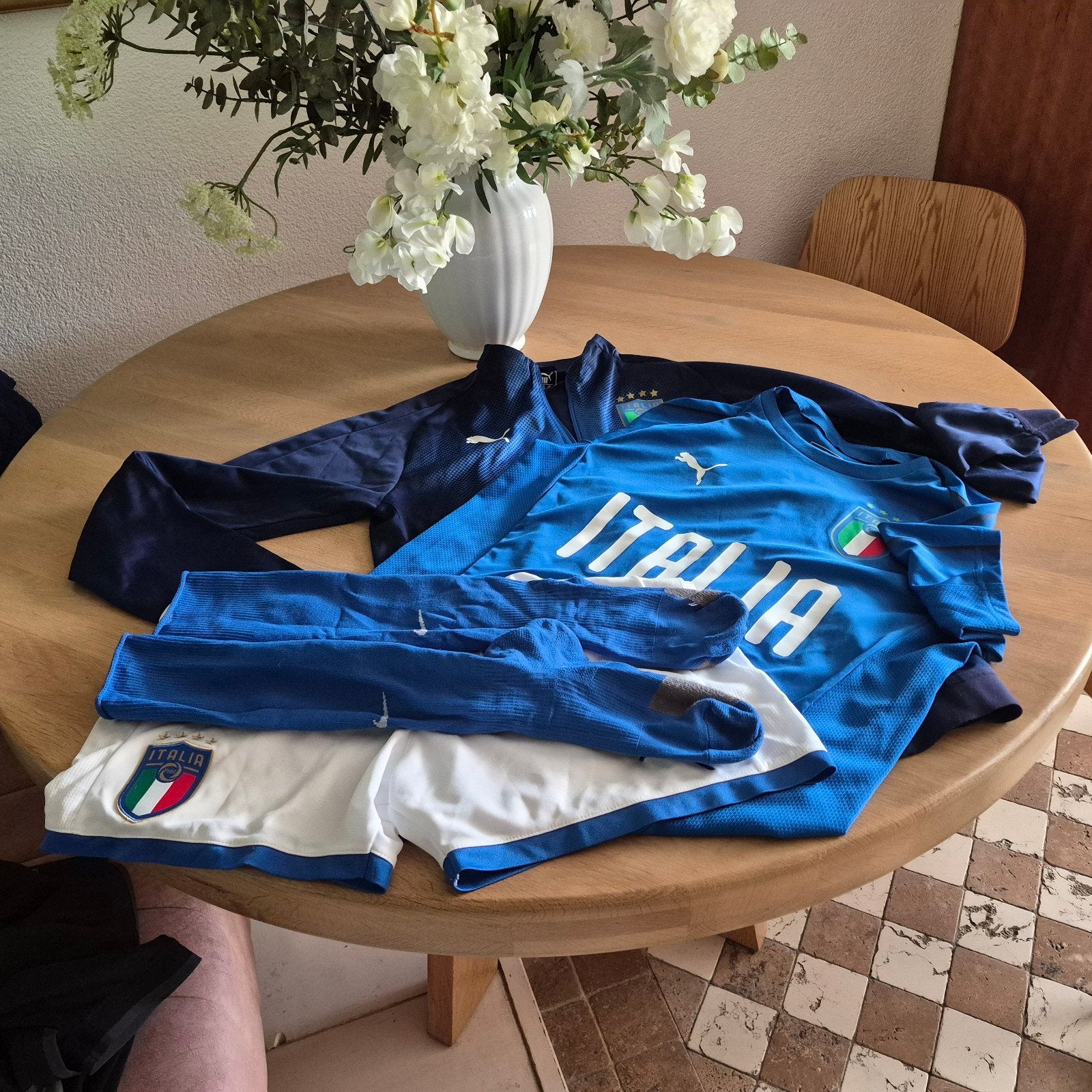 ITALIA orgineel voetbal tenue. Trainingsjack, shirt, short, Ophalen of Verzenden, Zo goed als nieuw, Trainingspak