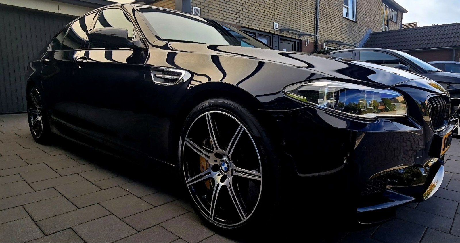 M5 Competition edition 600pk 1 of 15  24dkm, Achterwielaandrijving, 2000 kg, Zwart, Particulier