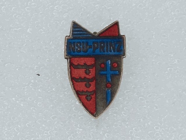 SP1692 Speldje NSU Prinz, Verzamelen, Speldjes, Pins en Buttons, Ophalen of Verzenden, Gebruikt, Overige onderwerpen