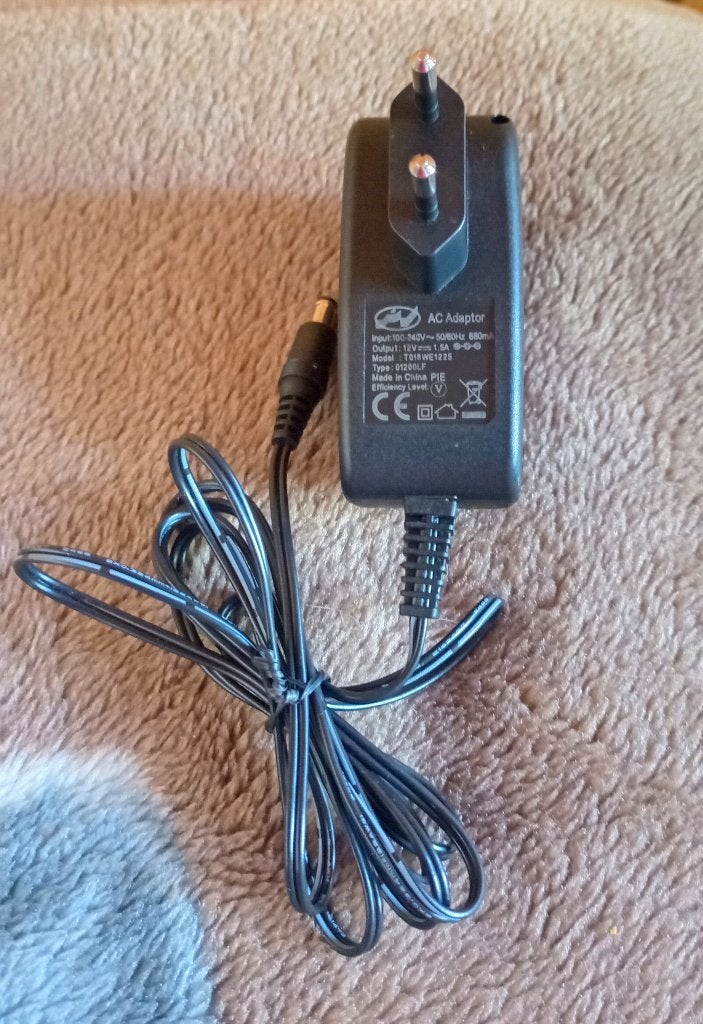 AC Adapter 12V 1,5A, Ophalen of Verzenden, Nieuw