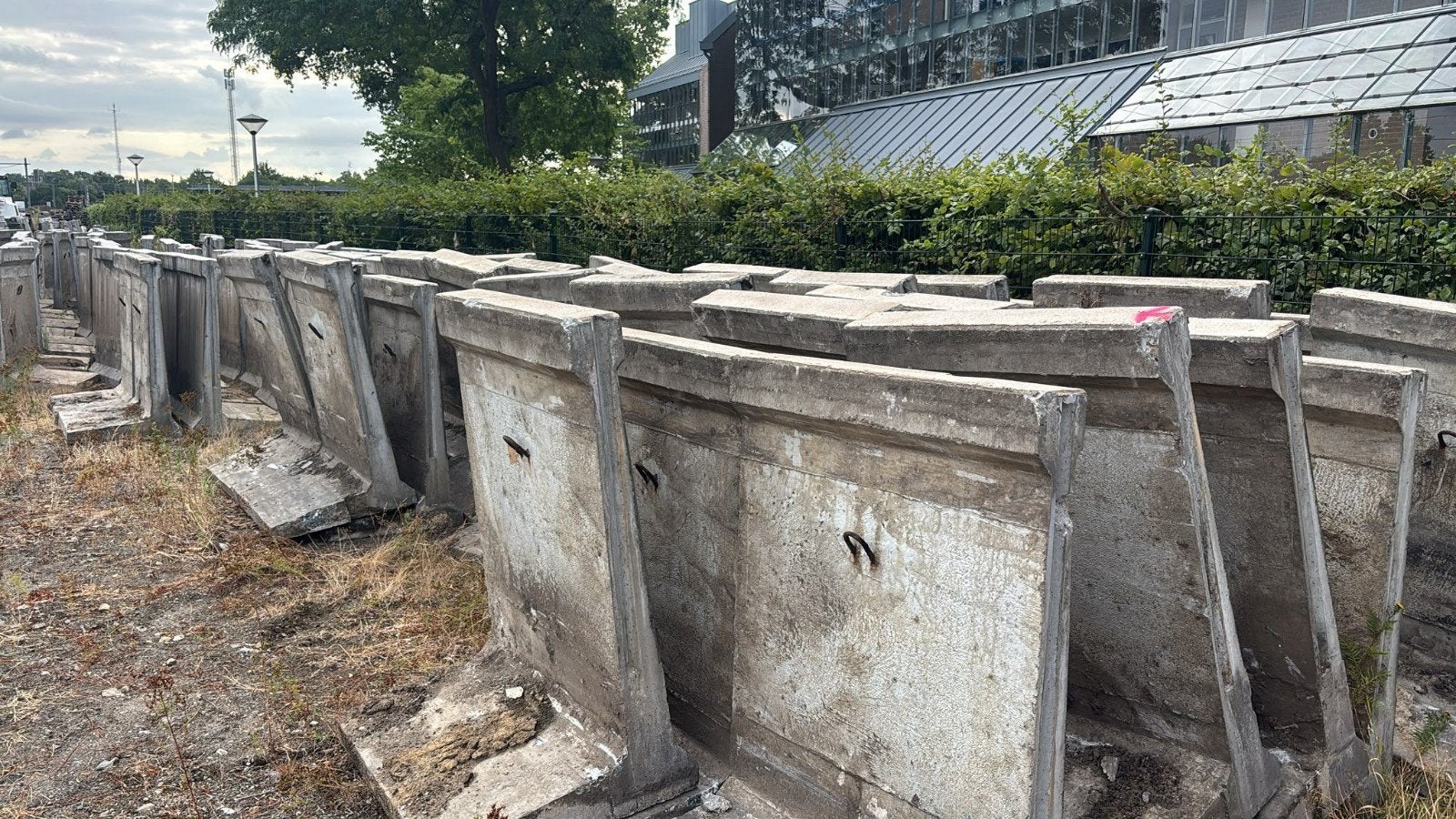 gebruikte  keerwanden  grondkering  sleufsilo  mestopslag, Ophalen of Verzenden, Gebruikt, Minder dan 100 cm, Biels