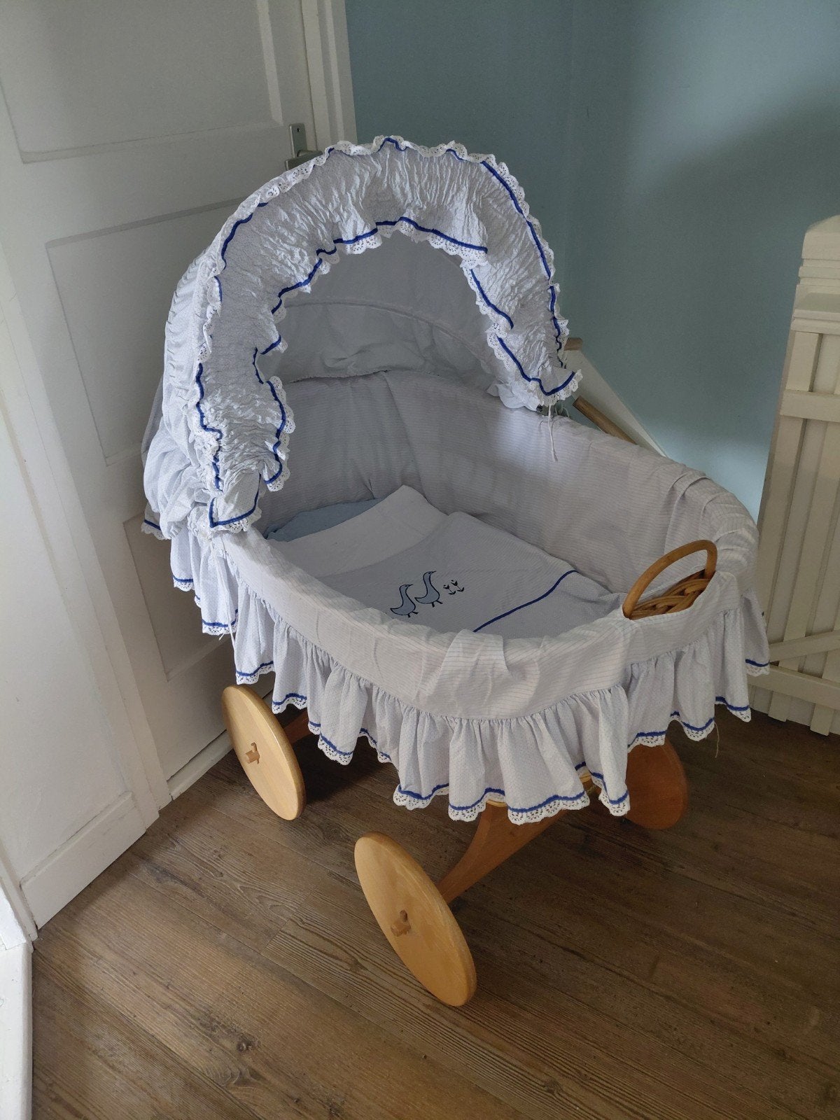 Rotan Wieg, Kinderen en Baby's, Babywiegjes en Ledikanten, Ophalen, Gebruikt, Wieg