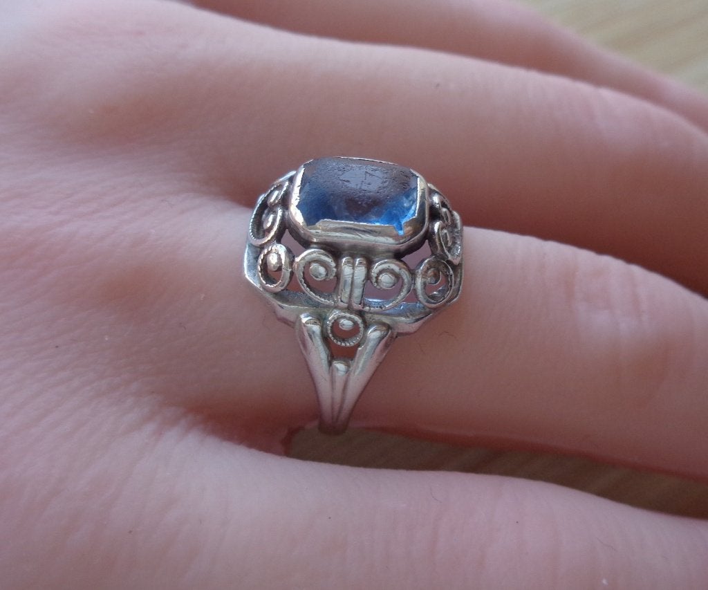 antiek zilveren ring met blauwe steen [430], Verzenden, Zilver, Ring