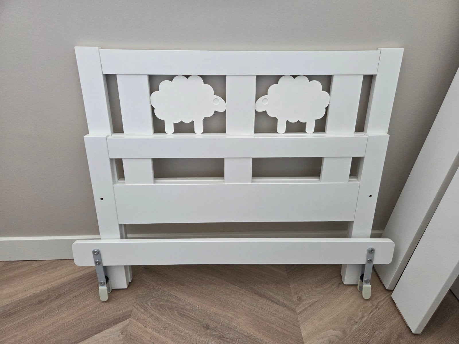 IKEA KRITTER peuterbed 70x160 cm + UNDERLIG matras, 70 tot 85 cm, 140 tot 160 cm, Zo goed als nieuw, Ophalen