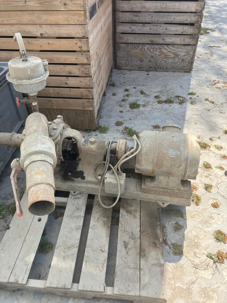 Zware elektromotot waterpomp defect, Ophalen, Gebruikt, Handmatig, Overige typen