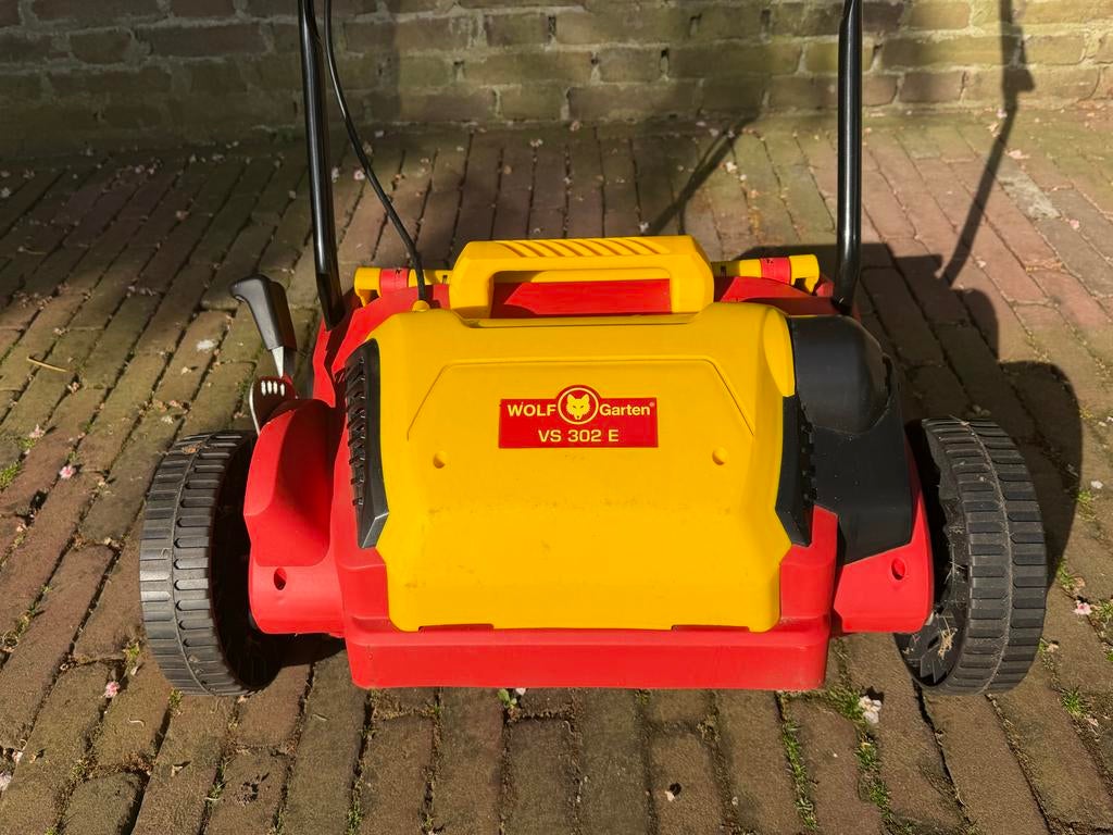 Wolf Garten VS 302 E Elektrische Verticuteermachine, Ophalen of Verzenden, Zo goed als nieuw, Elektrisch