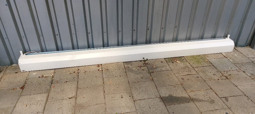 Rolluik wit met schakelaar 3 meter breed elektrisch, Doe-het-zelf en Verbouw, Rolluiken, Ophalen, Gebruikt, Wit, 200 cm of meer