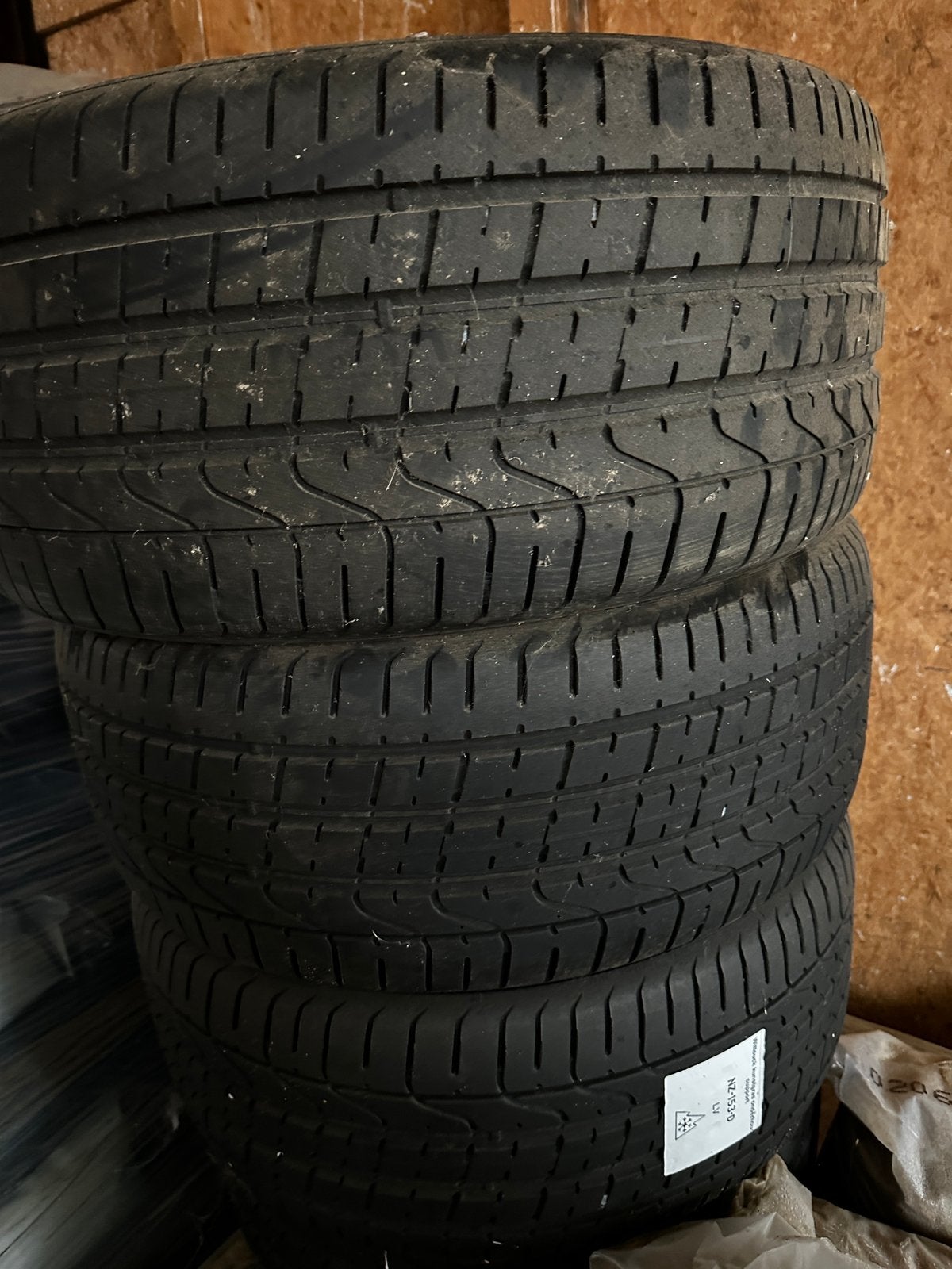 Pirelli banden, Ophalen, Zo goed als nieuw