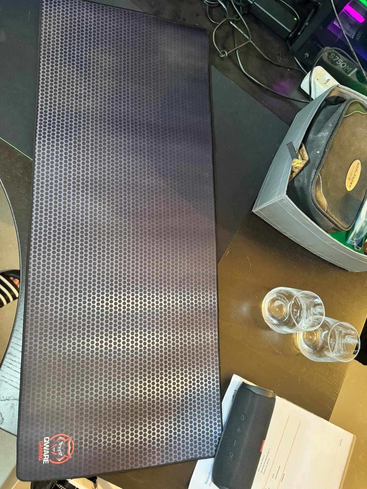 QWARE XL Mousepad, Ophalen of Verzenden, Zo goed als nieuw