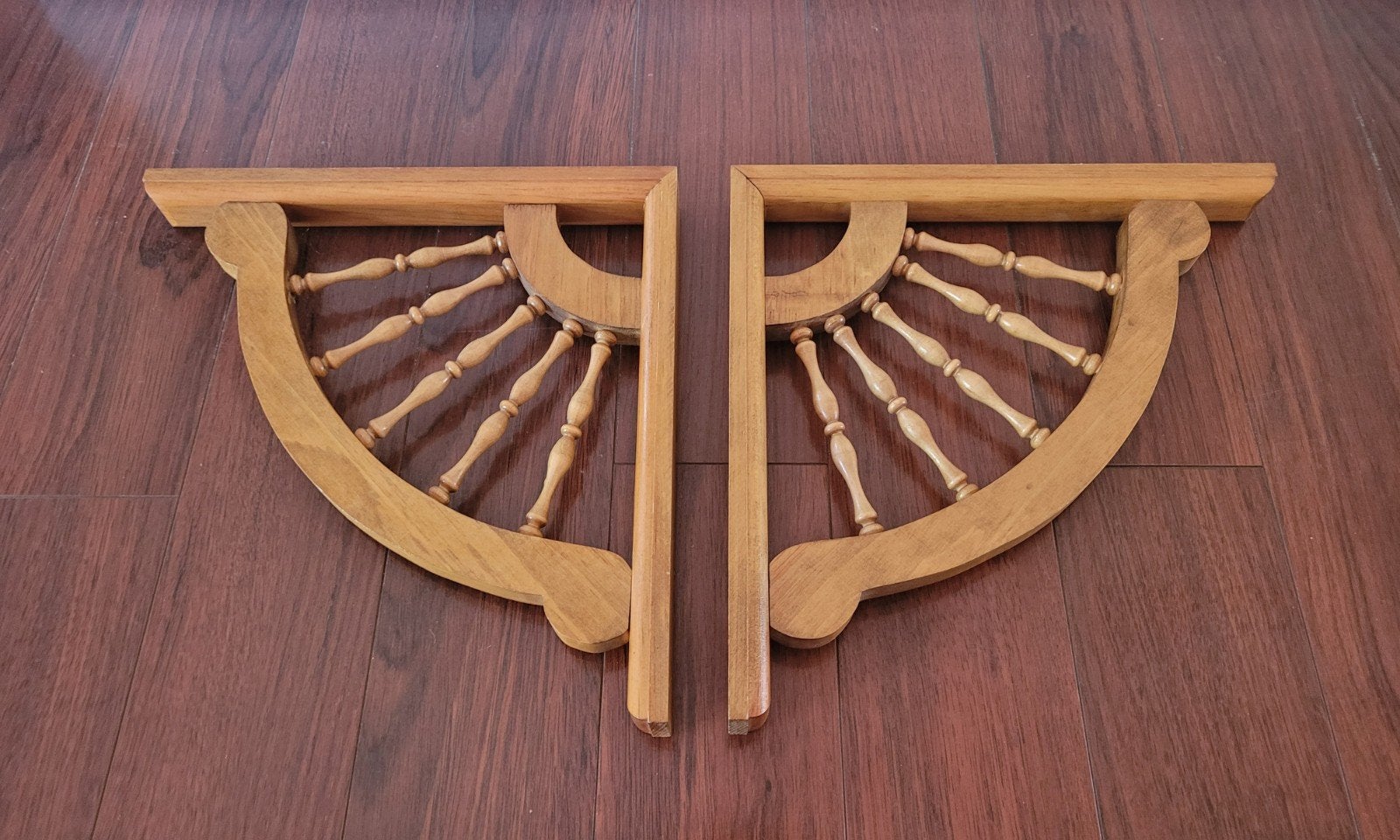 Set van 2 vintage houten plankdragers zgn. wagenwiel, Ophalen of Verzenden