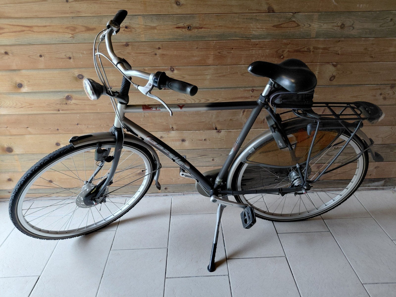 In ABSOLUTE NIEUWSTAAT: Gazelle Trendy herenfiets maat 57 (4, Ophalen, Versnellingen, Zo goed als nieuw, 57 tot 61 cm