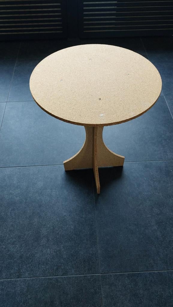 Hoog tafeltje, Ophalen, Rond, Hout, 60 cm of meer