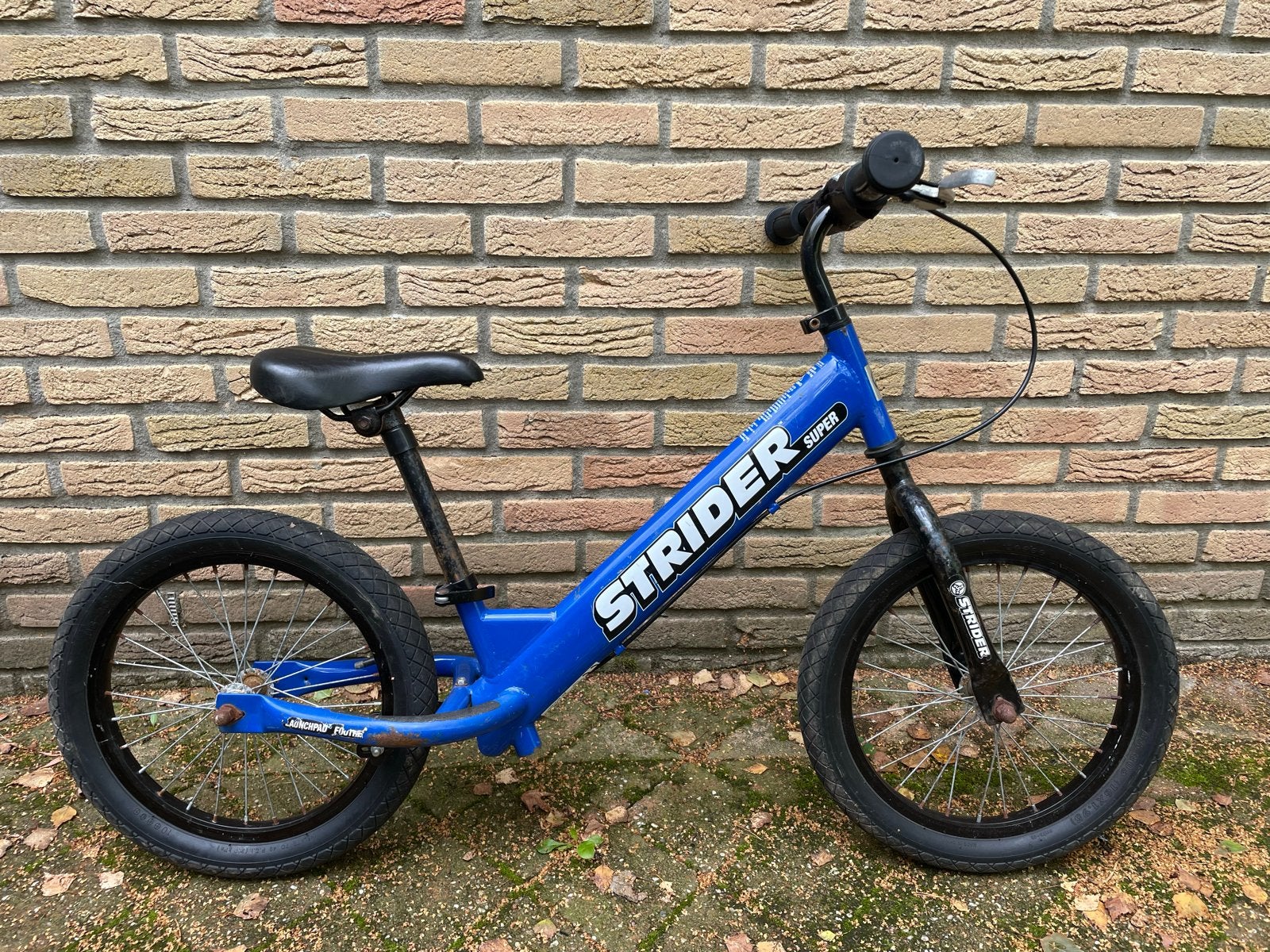 Strider Super Loopfiets - Blauw 16 inch, Ophalen, Gebruikt, Velgrem, 16 tot 20 inch