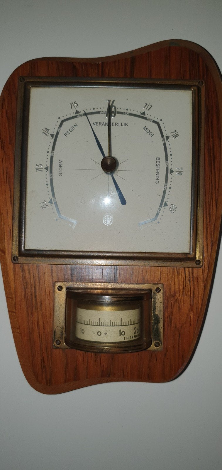 Vintage Barometer en Thermometer op Houten Plaat, Ophalen of Verzenden, Gebruikt, Barometer