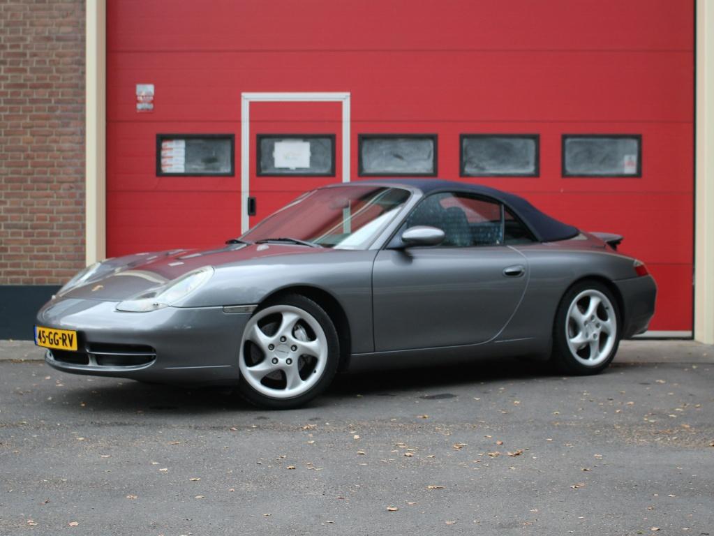 Porsche 911 Cabrio 3.4 Carrera 4 | NL-auto | Automaat | Crui, Auto's, Automaat, Automatische klimaatregeling, Zwart, Cabriolet