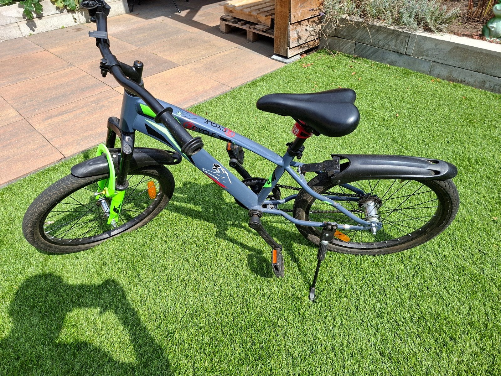 2Cycle Biker kinderfiets 20 inch - prima staat, Terugtraprem, 16 tot 20 inch, Zo goed als nieuw, Ophalen