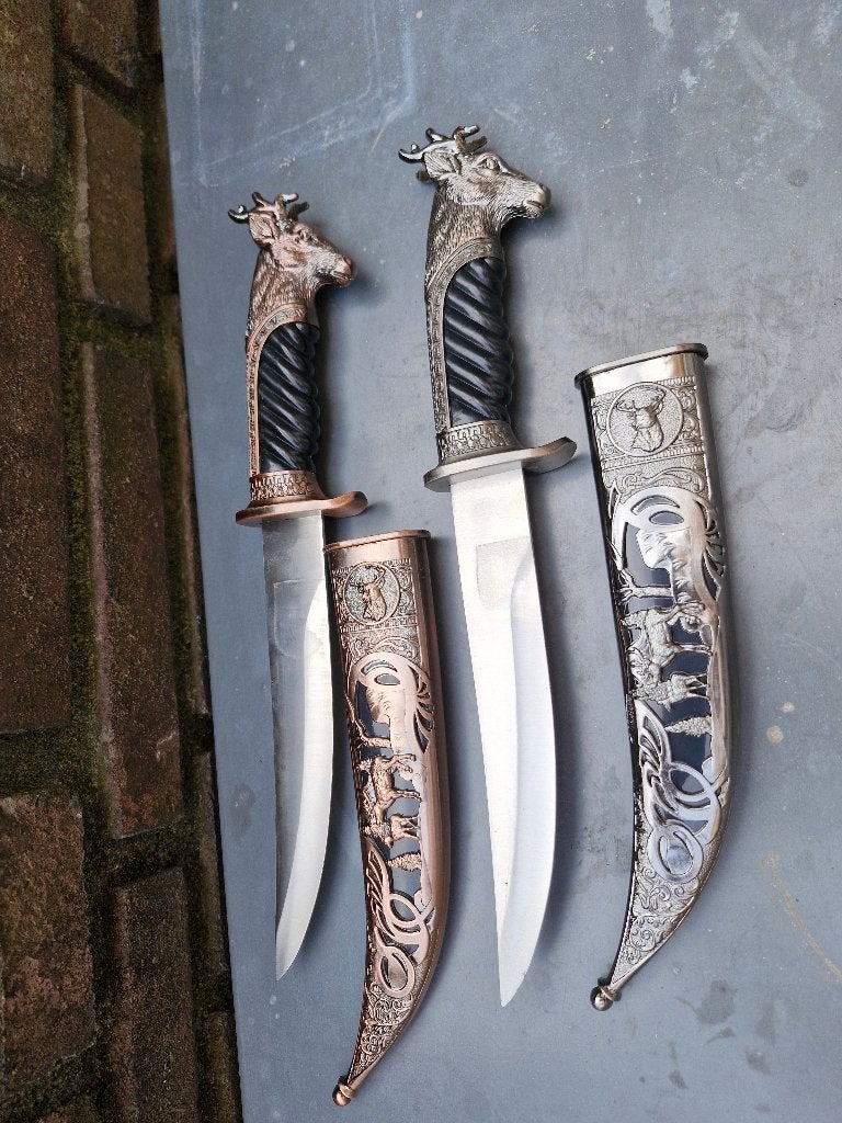 twee jachtmessen hert, Antiek en Kunst, Verzenden