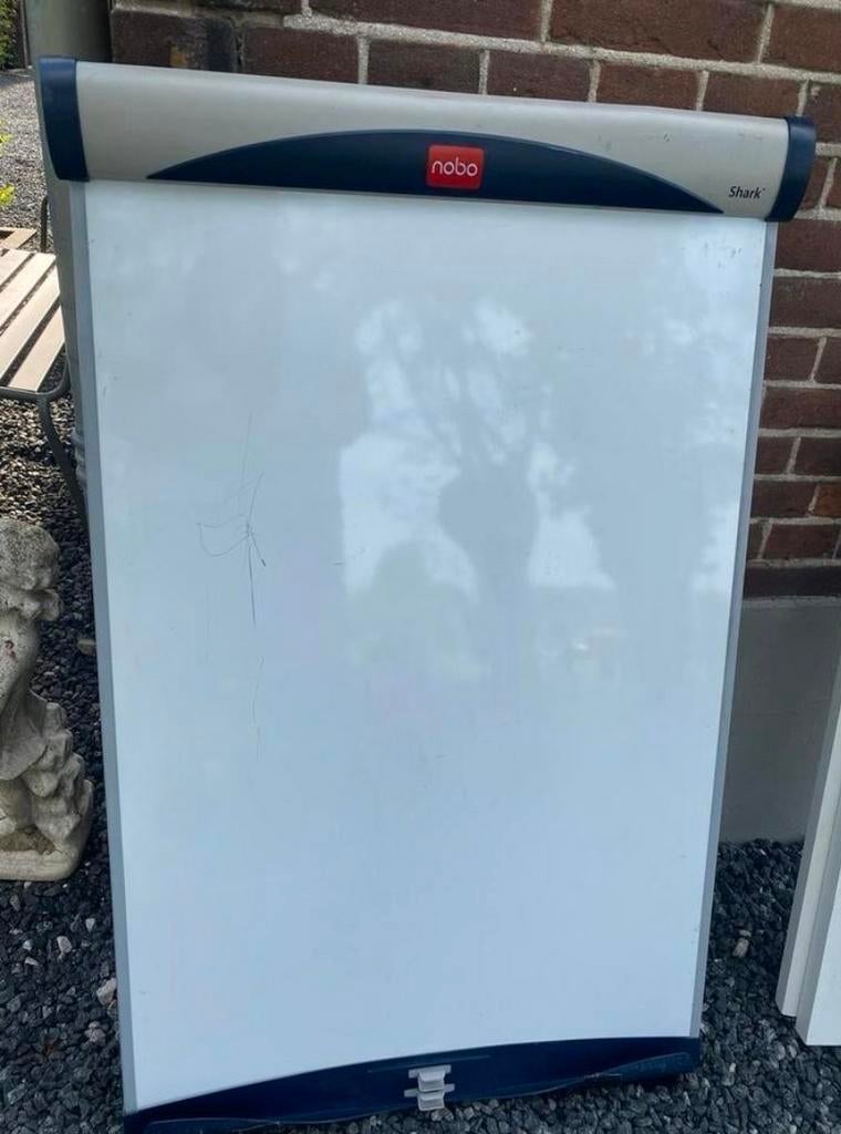 Flip-over en whiteboard nobo op standaard/ poot, Huis en Inrichting, Woonaccessoires | Memoborden, Ophalen of Verzenden, Zo goed als nieuw