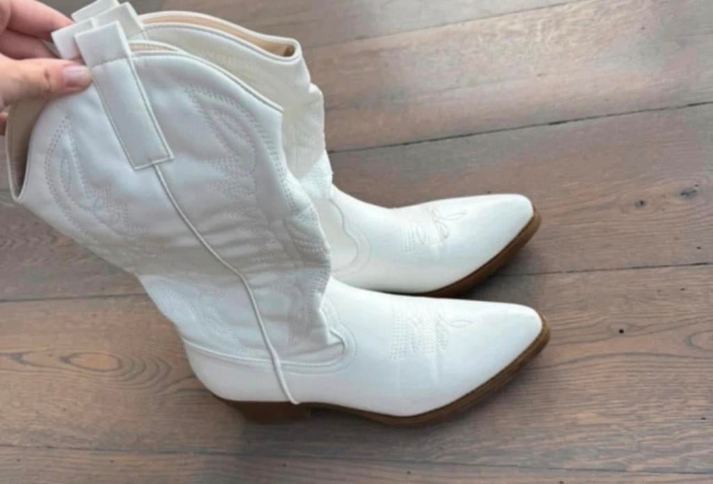 Cowboylaarzen, Kleding | Dames, Schoenen, Hoge laarzen, Zwart, Ophalen of Verzenden, Zo goed als nieuw
