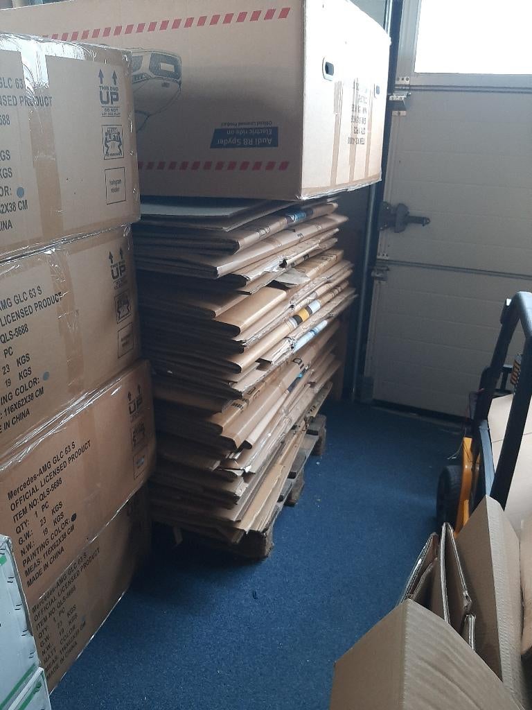 Gratis karton/ dozen ( geen verhuisdozen), Ophalen, Nieuw