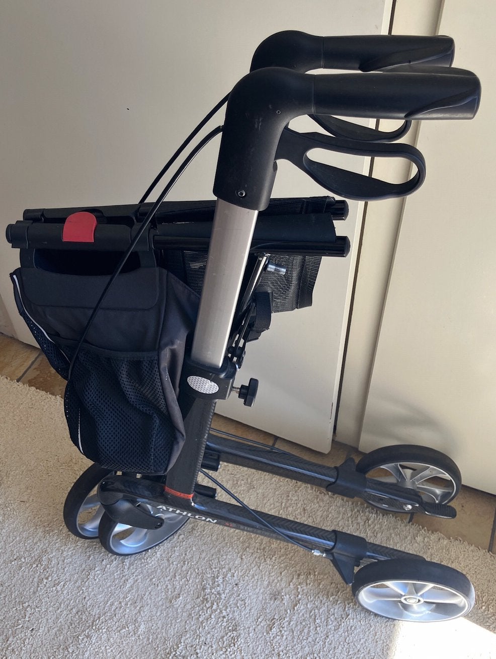 Athlon Carbon fiber rollator zgan, Ophalen of Verzenden, Lichtgewicht, Zo goed als nieuw
