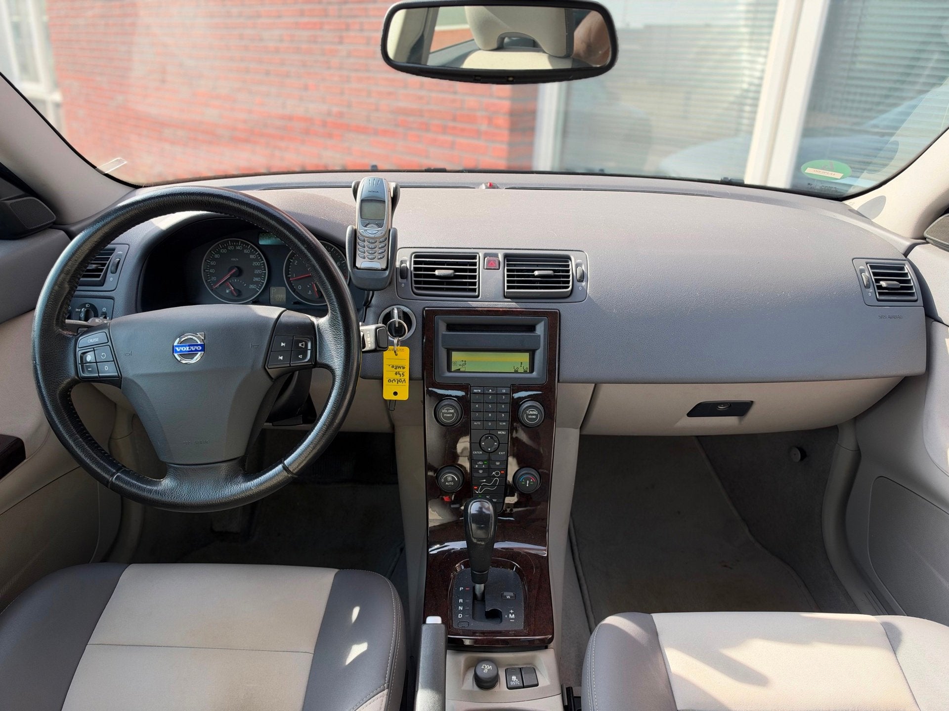 Volvo S40 2.4 Elite / AUT / Leder / PDC / AUT / Clima / Crui, Gebruikt, Verwarmde buitenspiegels, 2435 cc, Sedan