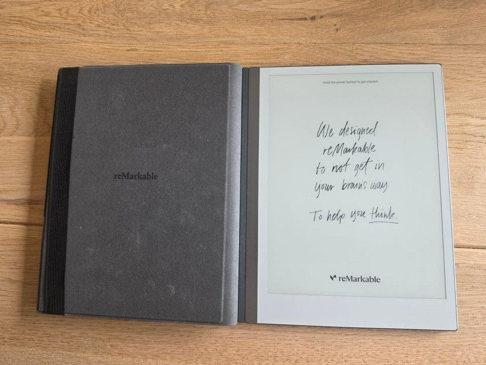 Remarkable 2 tablet met hoes, pen en bon, 8 GB, Touchscreen, Ophalen of Verzenden, Zo goed als nieuw