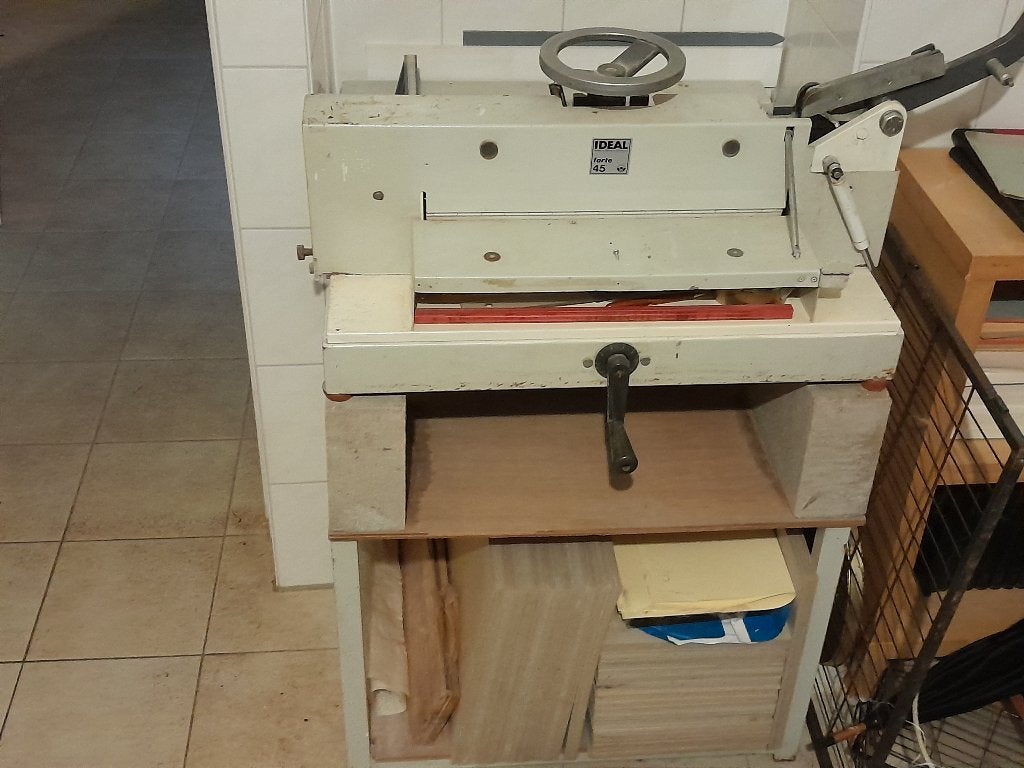 IDEAL 4850 Guillotine Papiersnijder, Ophalen, Gebruikt