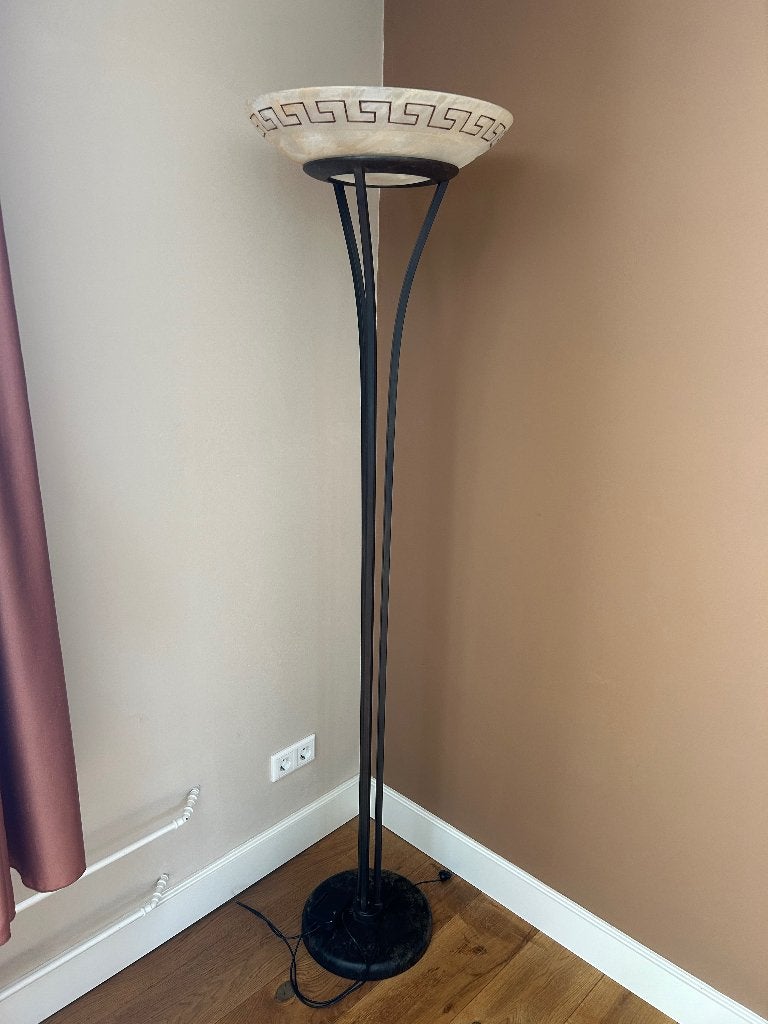 Staande Lamp met grieks patroon, Huis en Inrichting, Lampen | Vloerlampen, Ophalen, Grieks, E27 (groot), Zo goed als nieuw