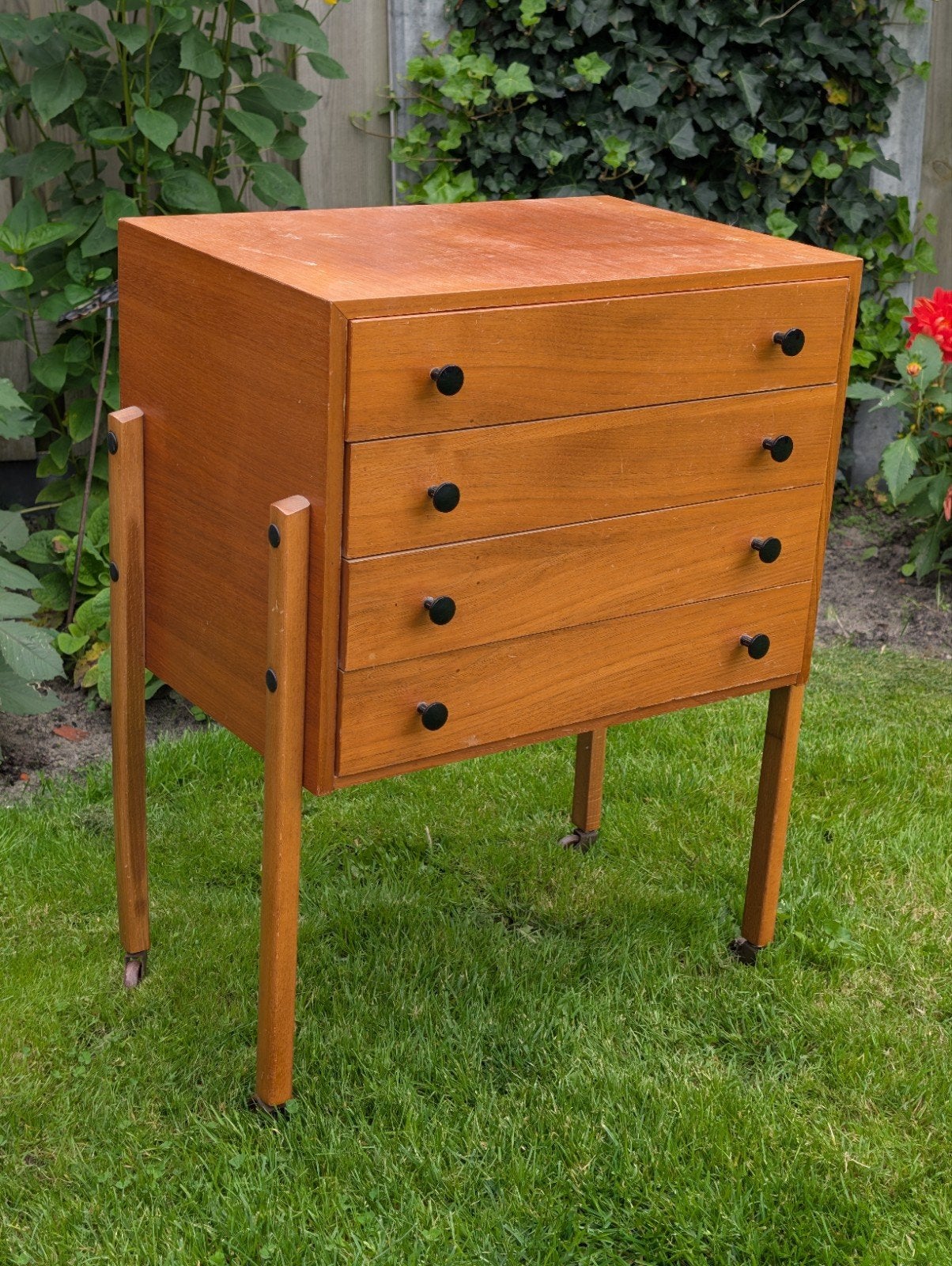Vintage Scandinavisch Naaikastje 63x45x30cm, Ophalen of Verzenden