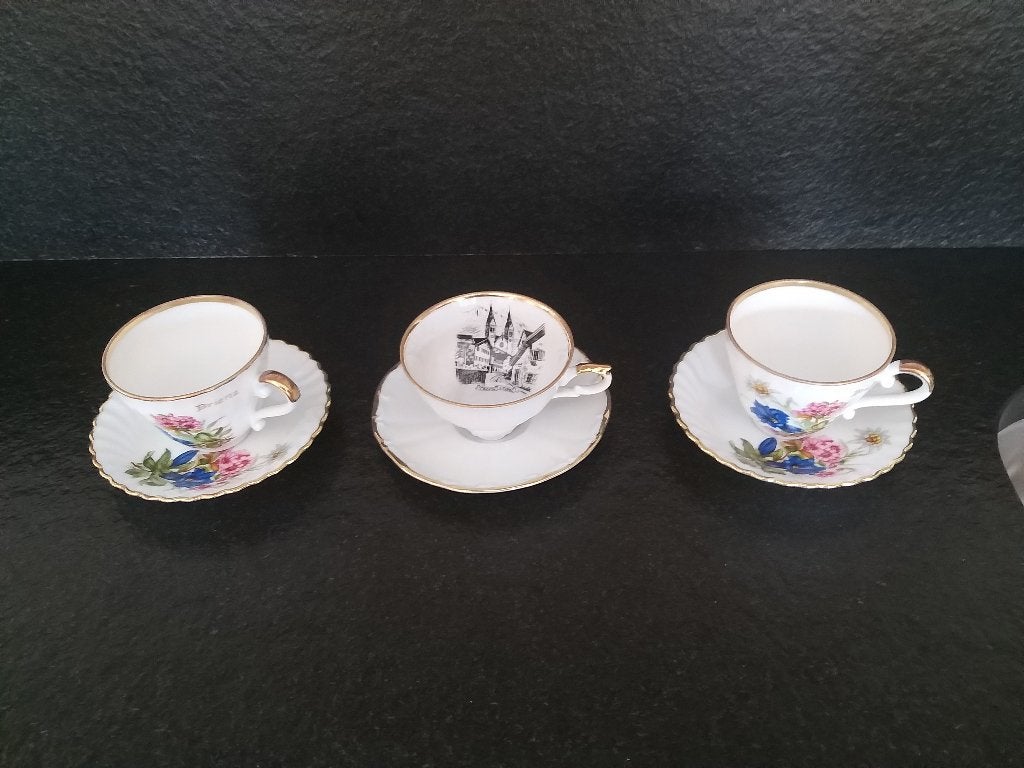 3 Oostenrijkse porseleinen kopjes, Ophalen