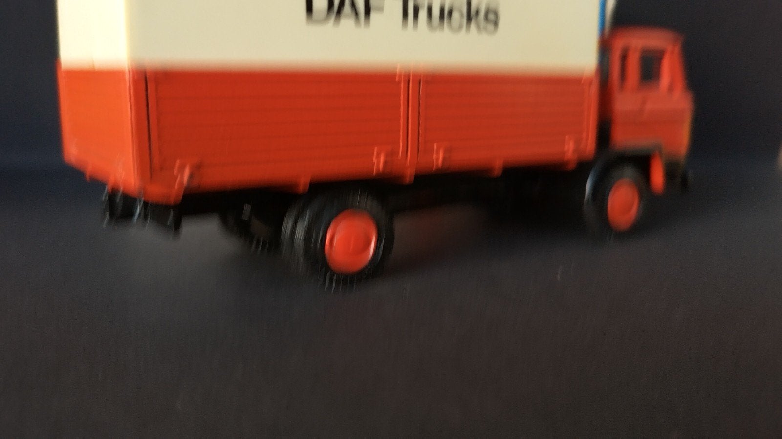 Daf Kantelcabine 2300 1:50 Lion Car Pol, Hobby en Vrije tijd, Verzenden, ., Zo goed als nieuw, .