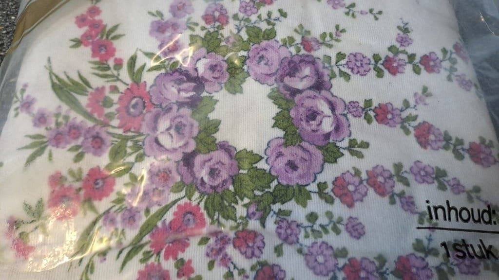 Nieuw vintage flanellen laken met Bloemenprint, Onbekend, Ophalen of Verzenden, Onbekend, Onbekend