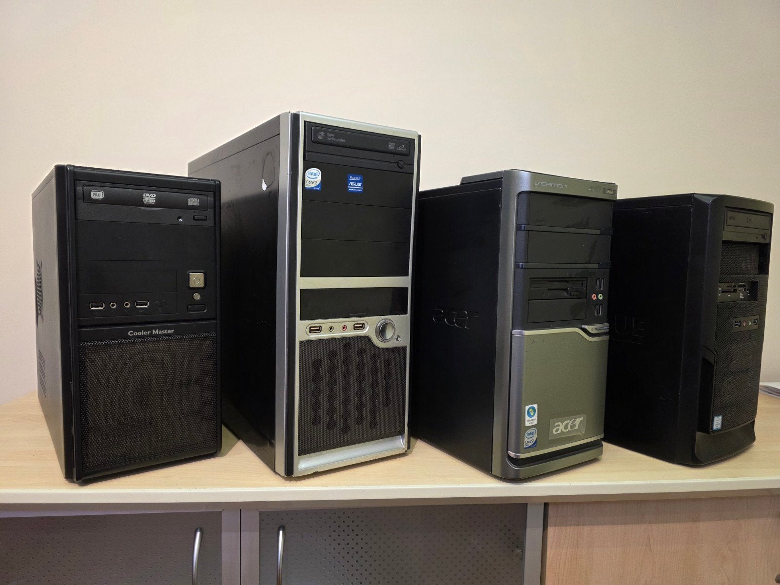 4x Desktop PC's, Computers en Software, Ophalen, Gebruikt