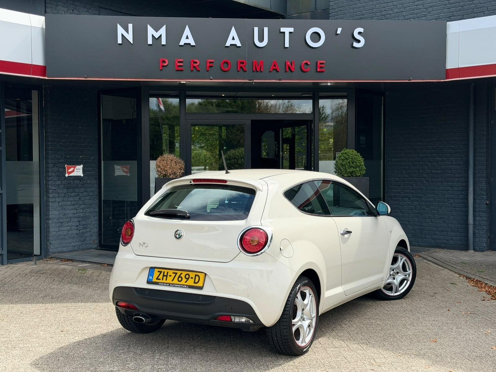 Alfa Romeo MiTo 1.4 Distinctive, Auto's, Alfa Romeo, Voorwielaandrijving, Euro 5, Stof, Gebruikt